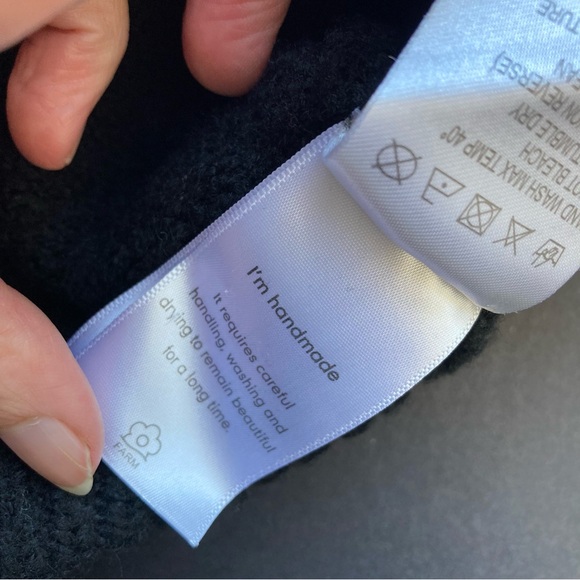 Farm Rio Black Cherry Adorned Crewneck Pullover Sweater, Sz M *See Description* - Picture 13 of 16